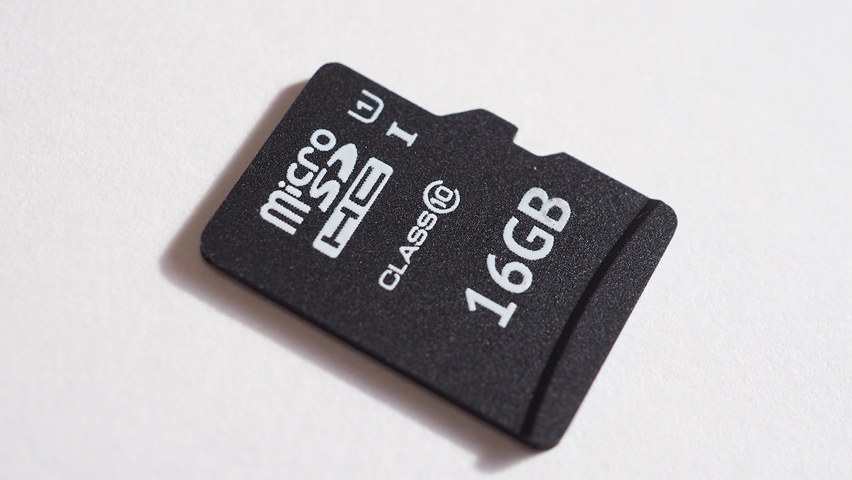 同梱のmicroSDカードが高耐久で長持ち！